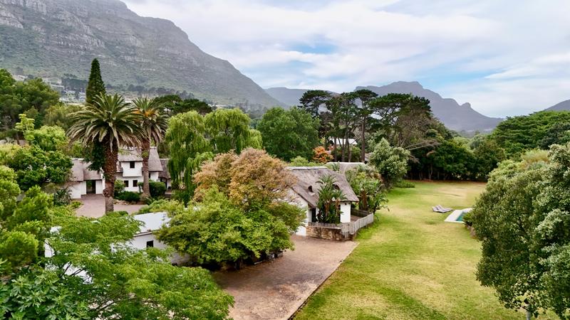 9 Bedroom Property for Sale in Hout Bay Western Cape